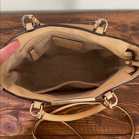 Coach Tan Leather Tote Bag - Picture 14 of 16